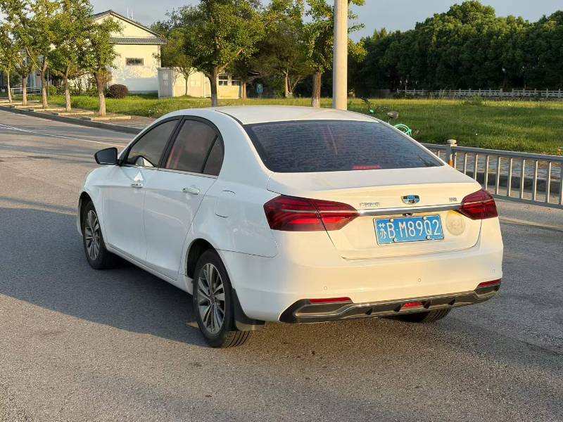 GEELY Emgrand 2018 #9 GEELY Emgrand 2018 car image #9