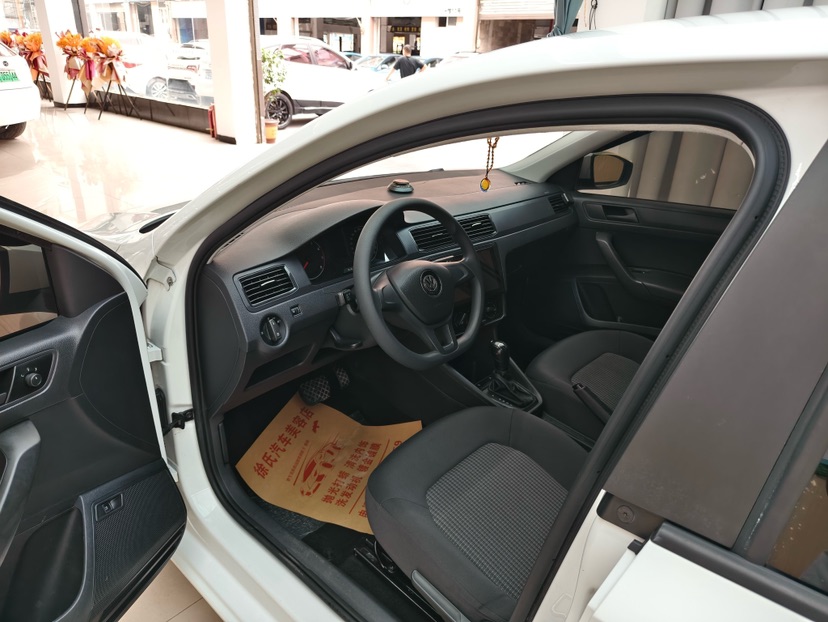 Volkswagen Santana 2019 #4 Volkswagen Santana 2019 car image #4