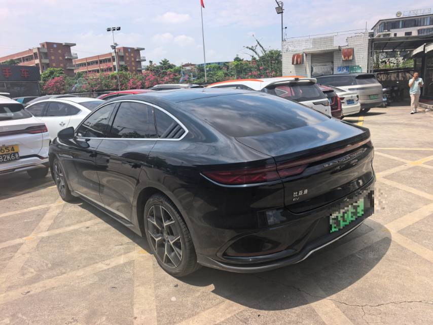 BYD Han 2024 #5 BYD Han 2024 car image #5