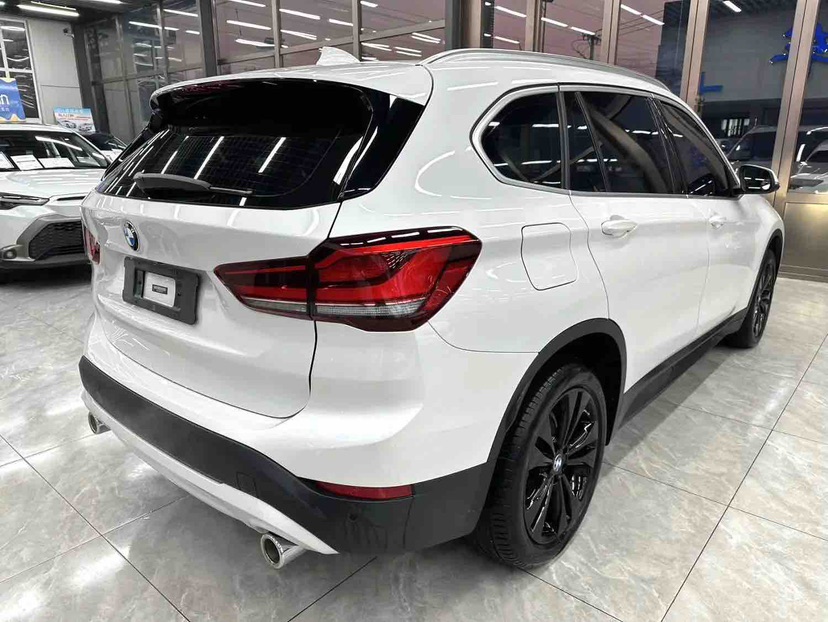 BMW X1 2021 car image #6