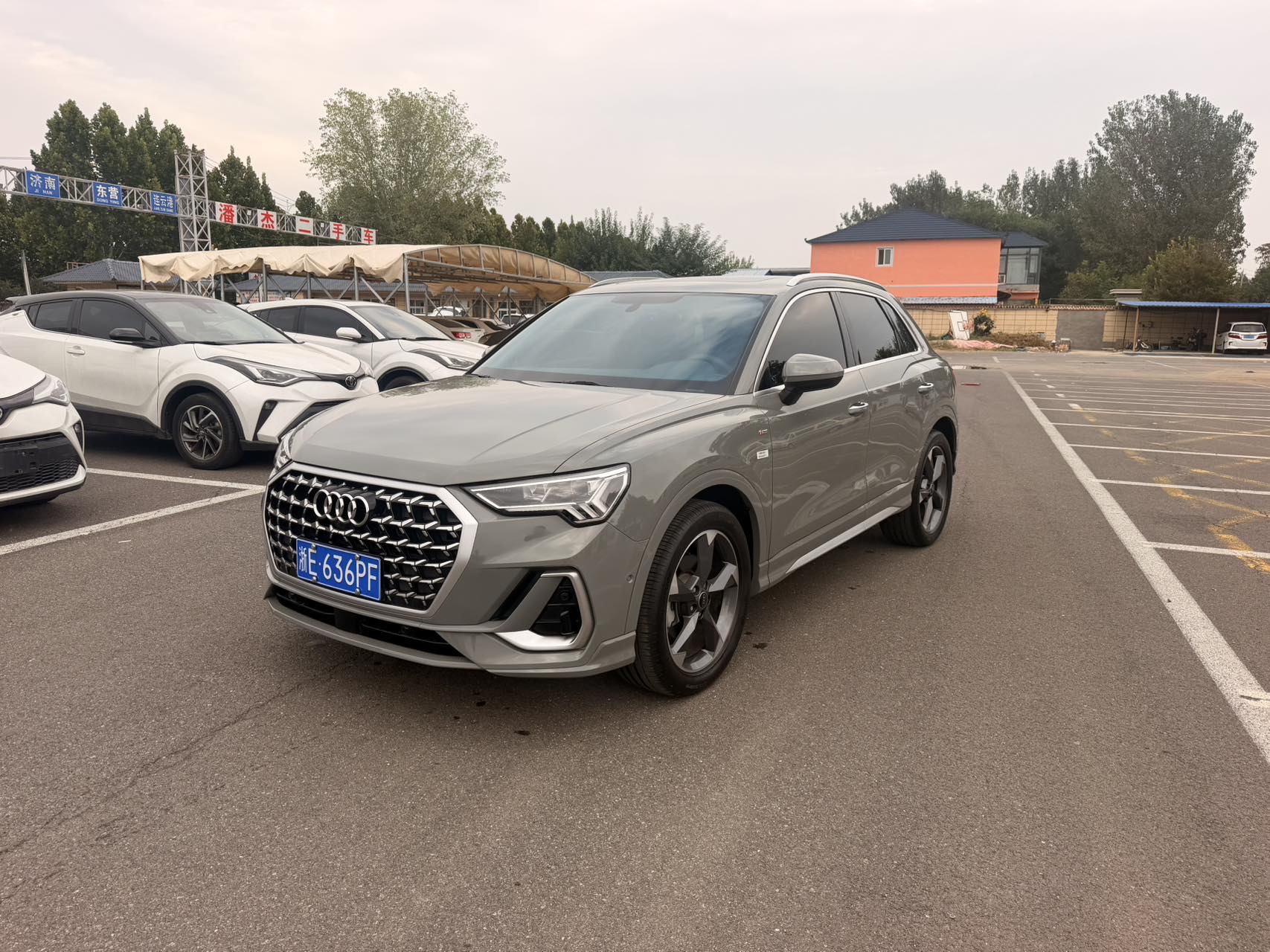 Audi Q3 2023 Audi Q3 2023 car image