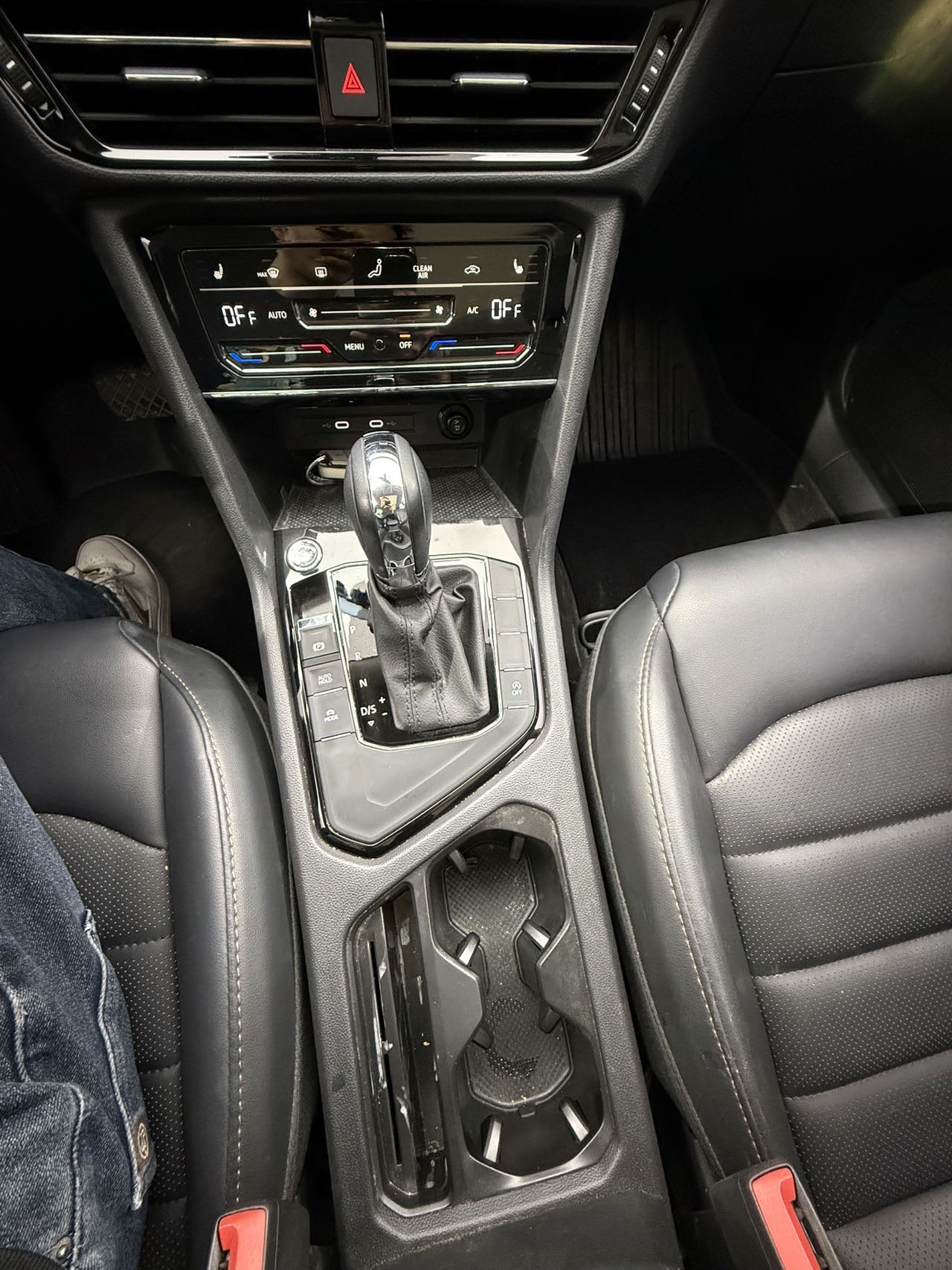 Volkswagen Tharu 2022 car image #8