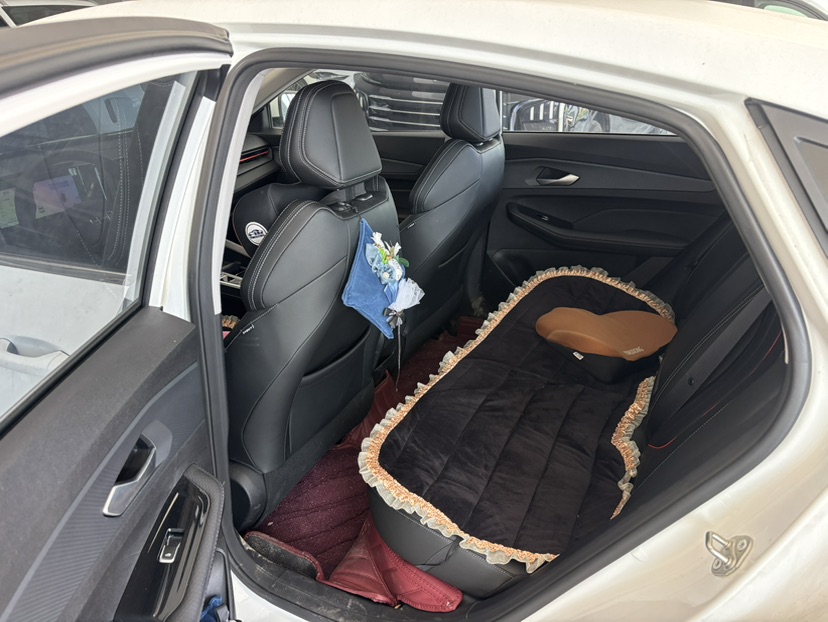 GEELY Binray 2022 #3 GEELY Binray 2022 car image #3