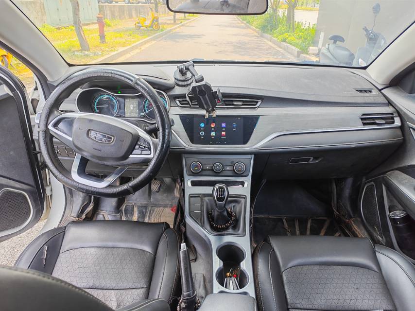 GEELY Emgrand 2022 car image #9