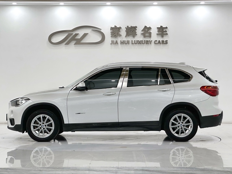 BMW X1 2018 #4 BMW X1 2018 car image #4
