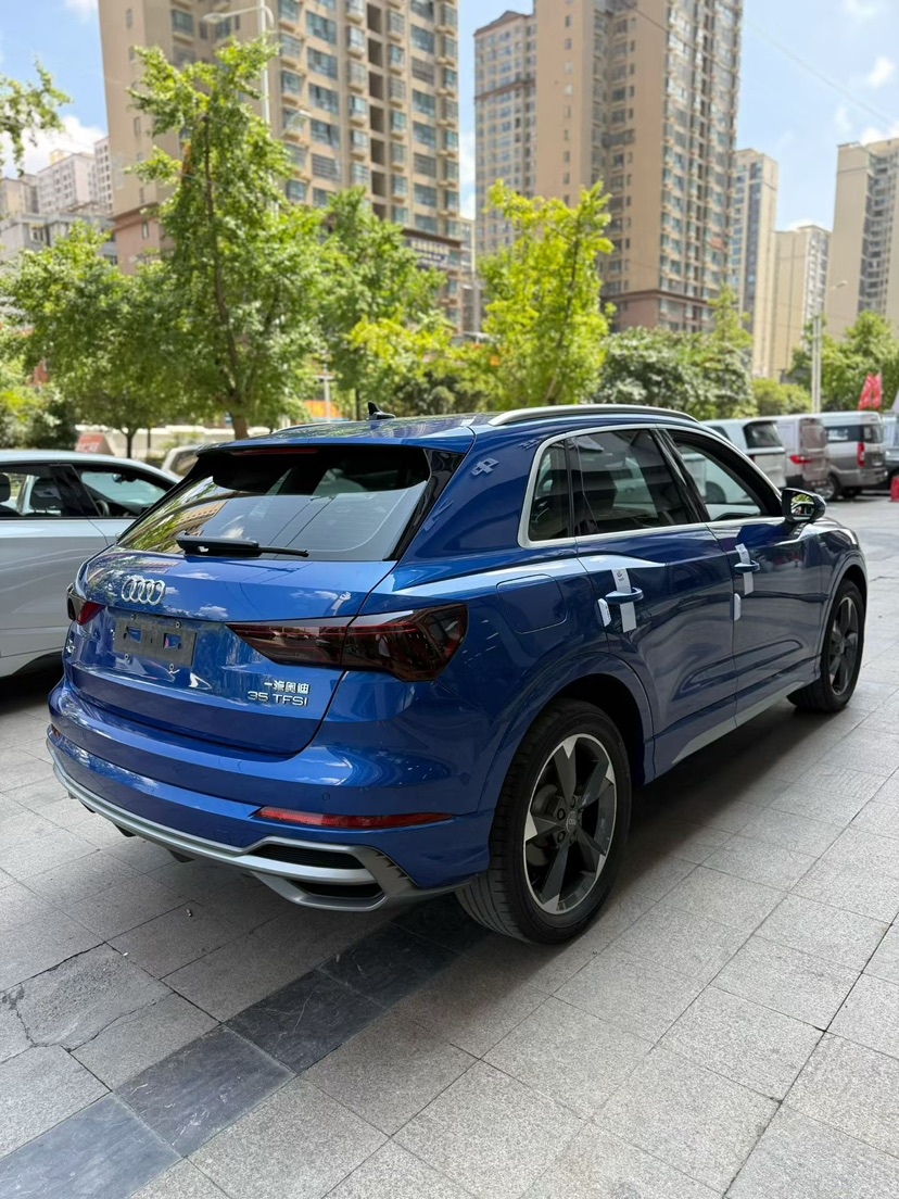 Audi Q3 2021 #4 Audi Q3 2021 car image #4