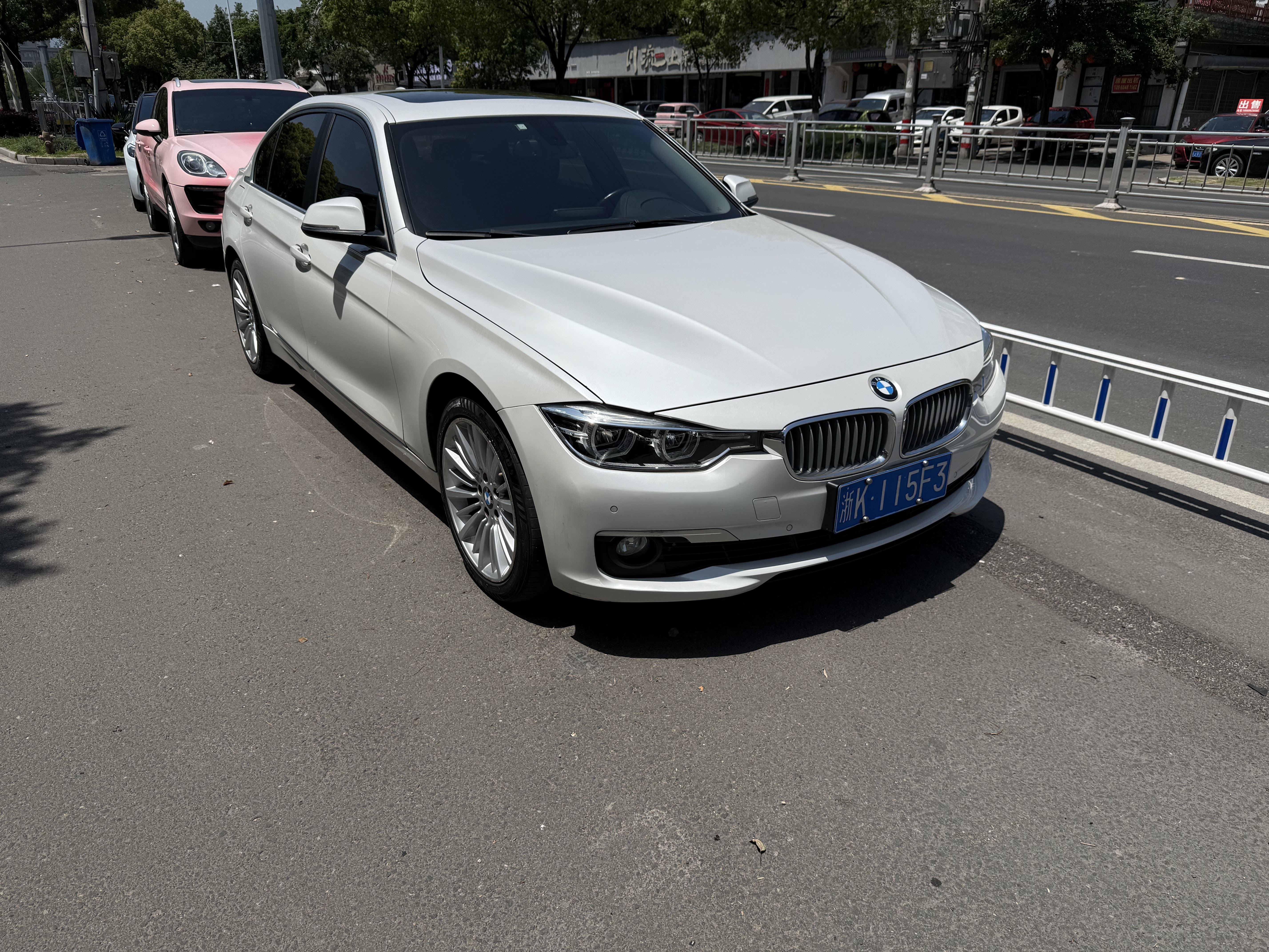 BMW 3 Series 2018 BMW 3 Series 2018 car image