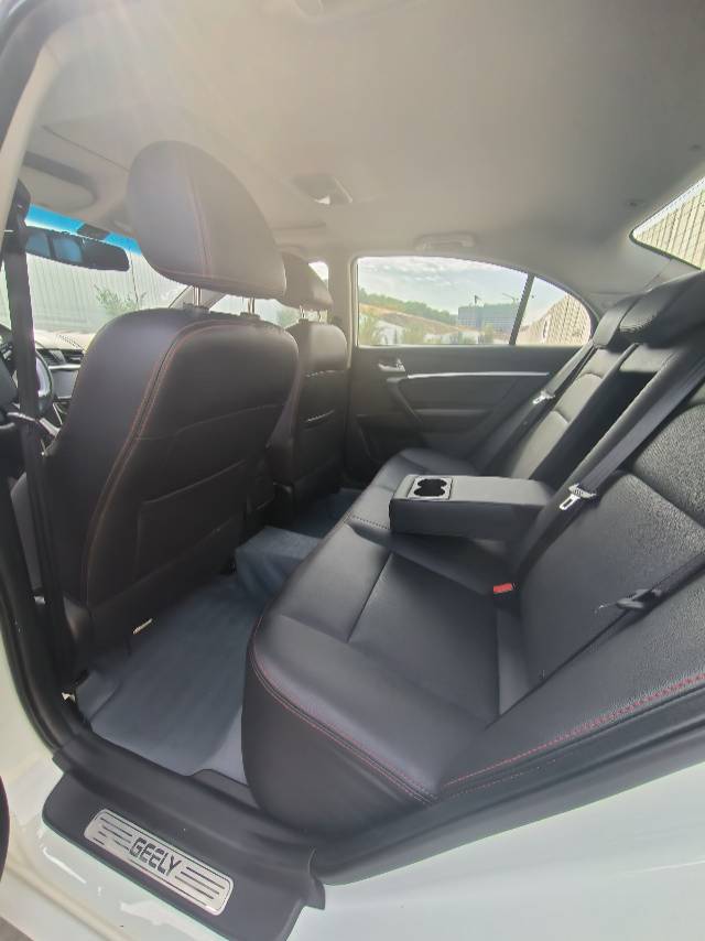 GEELY Emgrand 2015 #5 GEELY Emgrand 2015 car image #5