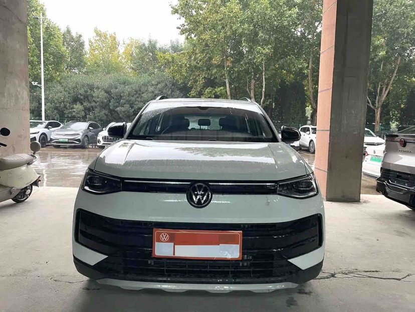 Volkswagen Tharu 2025 #2 Volkswagen Tharu 2025 immagine di auto #2