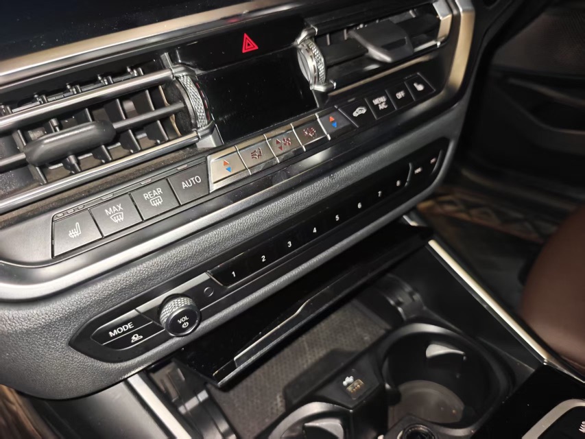 BMW 3 Series 2021 #2 BMW 3 Series 2021 car image #2