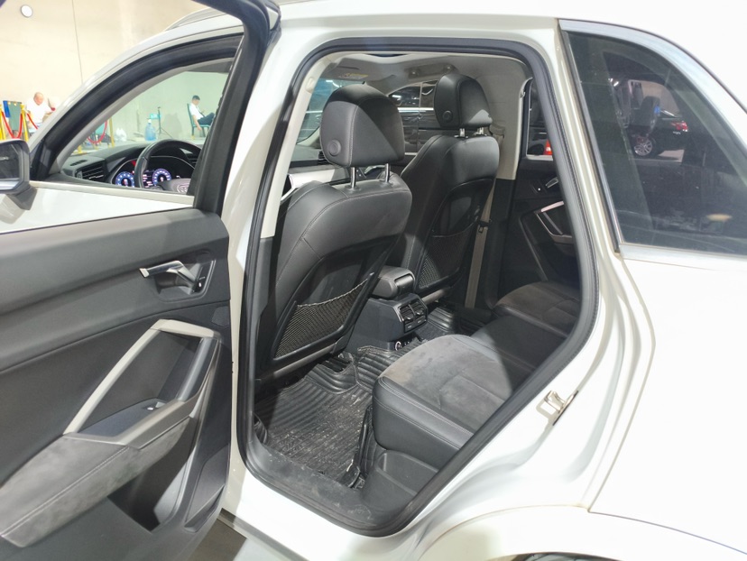 Audi Q3 2020 #8 Audi Q3 2020 car image #8