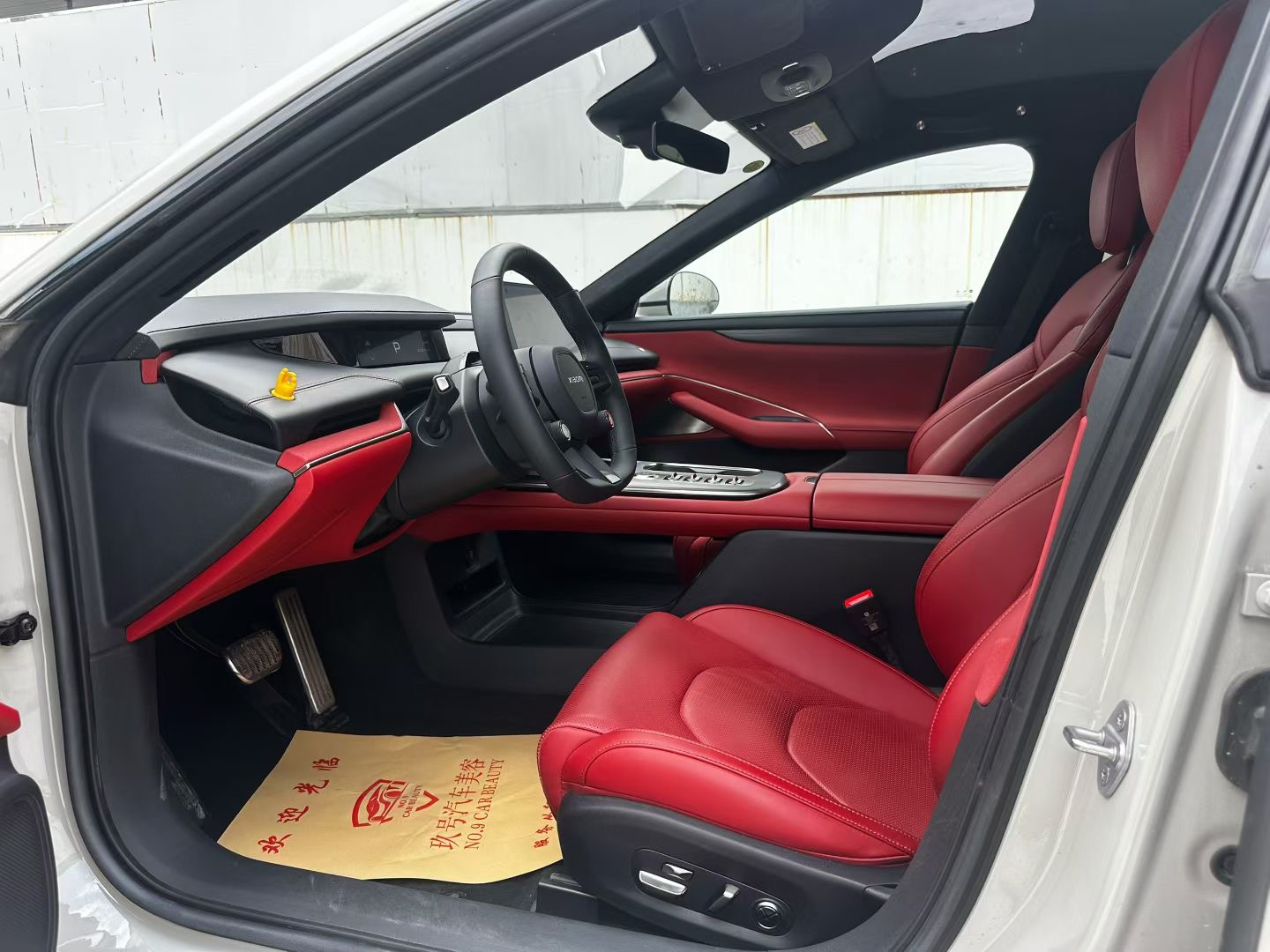 MI SU7 2024 car image #4