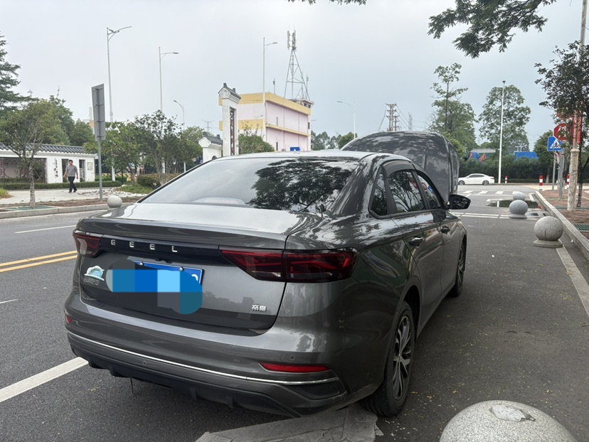 GEELY Emgrand 2022 #5 GEELY Emgrand 2022 car image #5