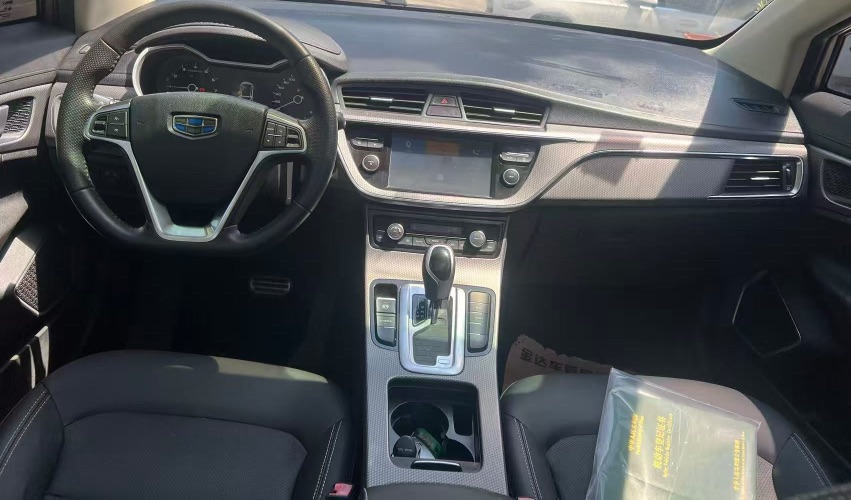 GEELY Emgrand GS 2017 car image #8