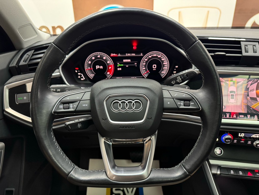 Audi Q3 2022 immagine di auto #11