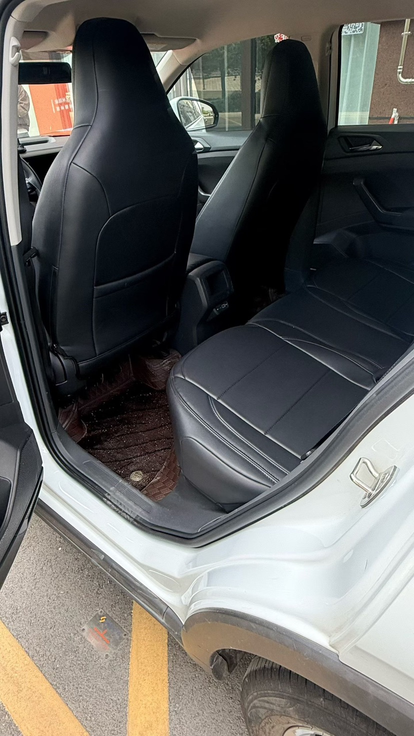 Volkswagen T-Cross 2023 #5 Volkswagen T-Cross 2023 car image #5