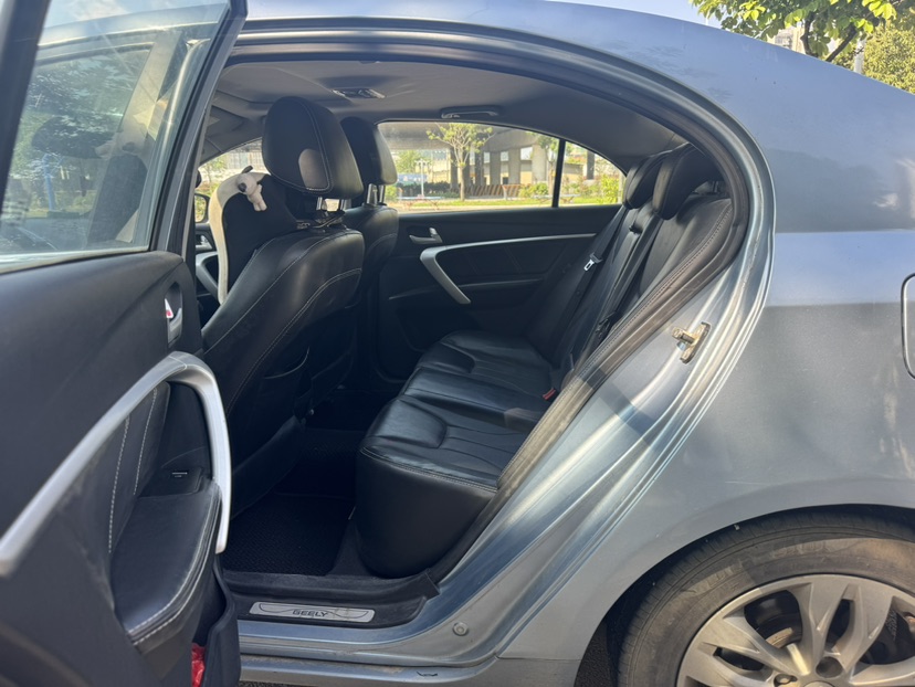GEELY Emgrand 2016 car image #6