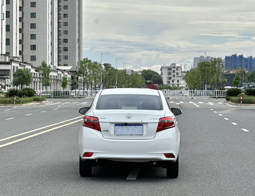 Toyota Vios 2015 #5 Toyota Vios 2015 car image #5