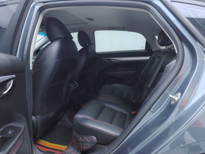 GEELY Binray 2020 car image #7