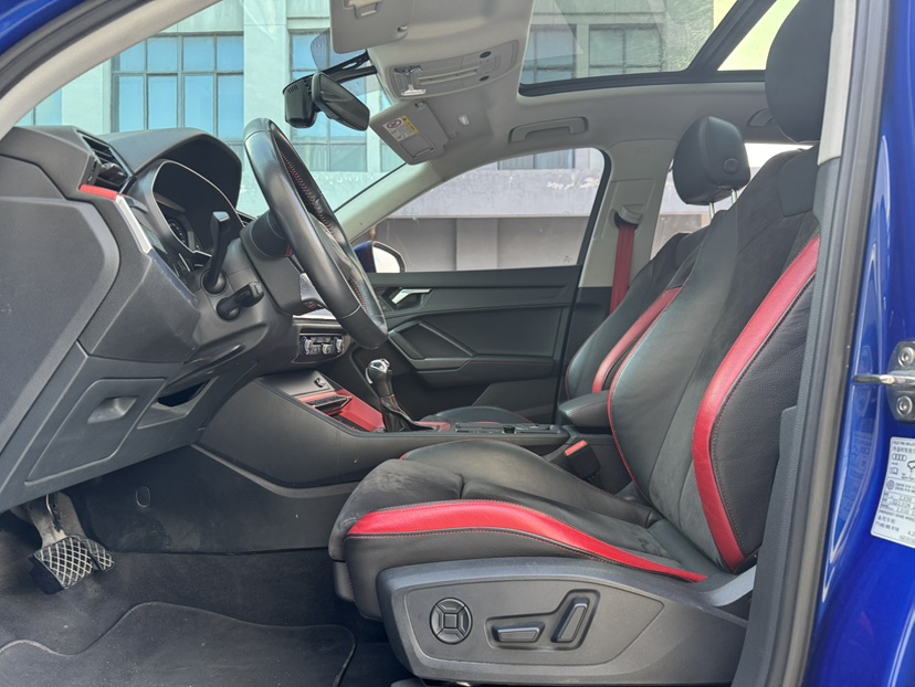 Audi Q3 2019 #7 Audi Q3 2019 car image #7