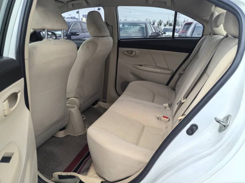 Toyota Vios 2016 car image #7