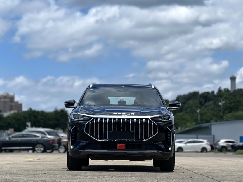 Jetour X70 PLUS 2024 car image #2