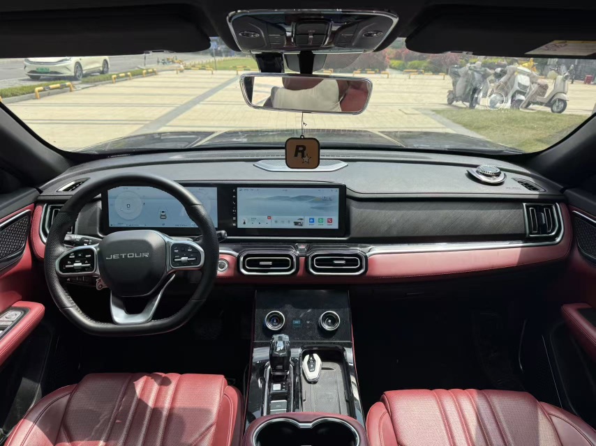 Jetour X70 PLUS 2024 #8 Jetour X70 PLUS 2024 car image #8
