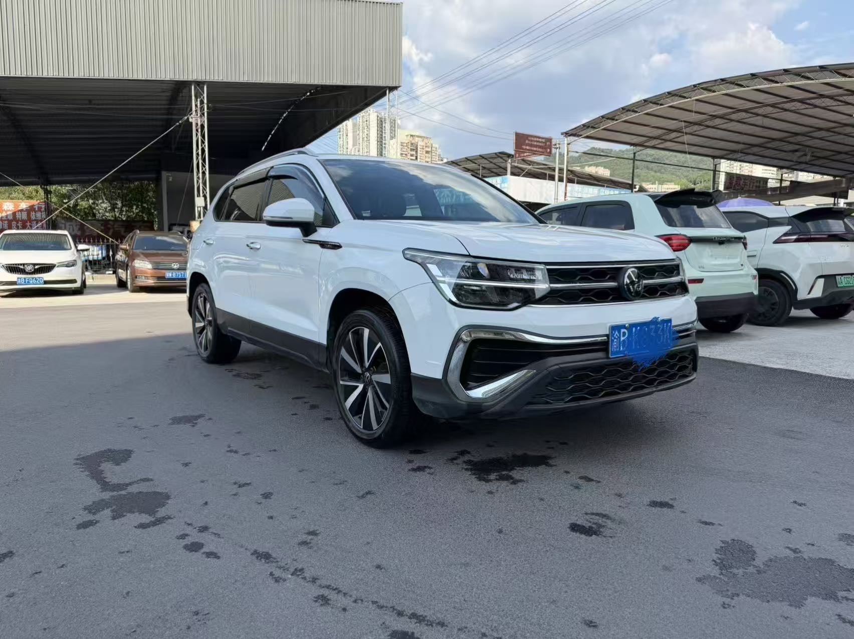 Volkswagen Tharu 2024 car image 