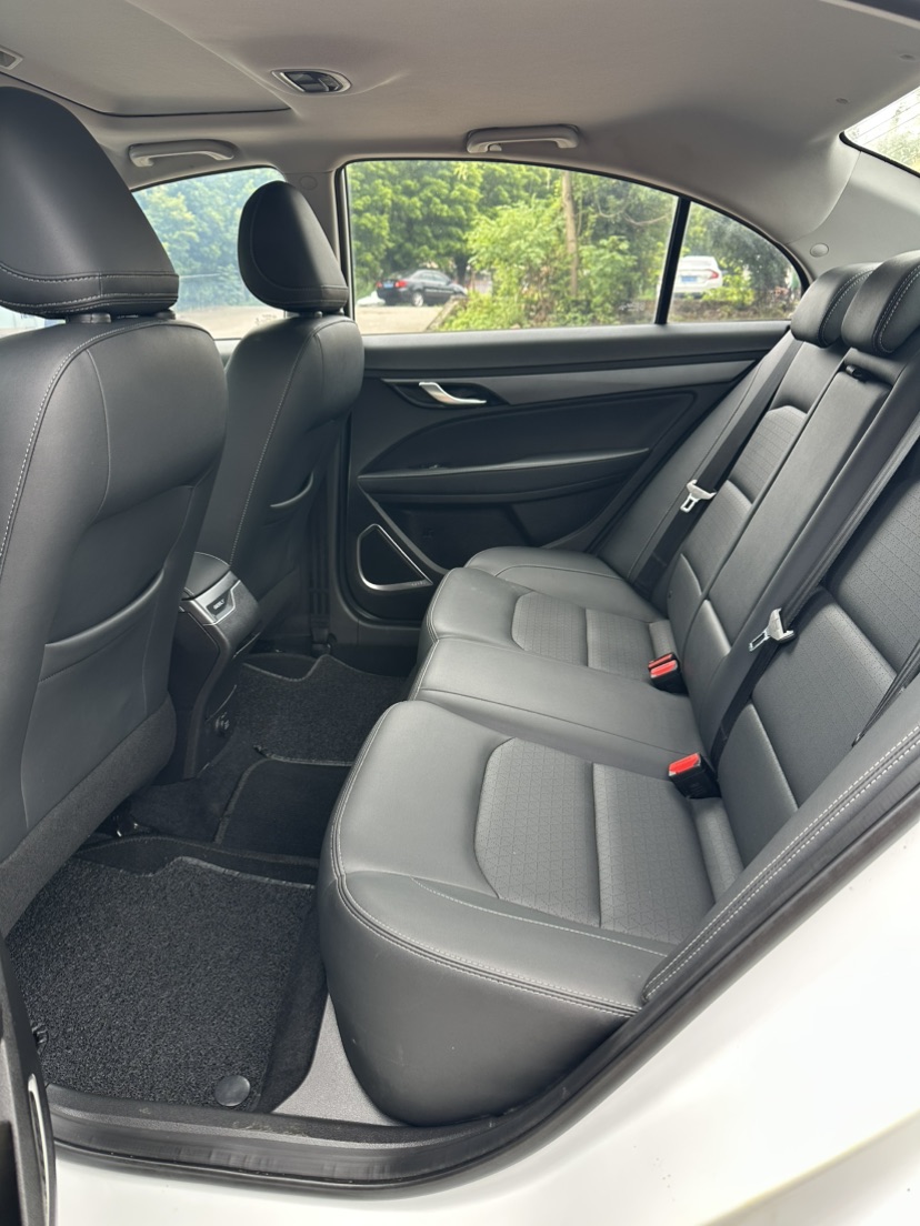GEELY Emgrand 2021 #8 GEELY Emgrand 2021 car image #8