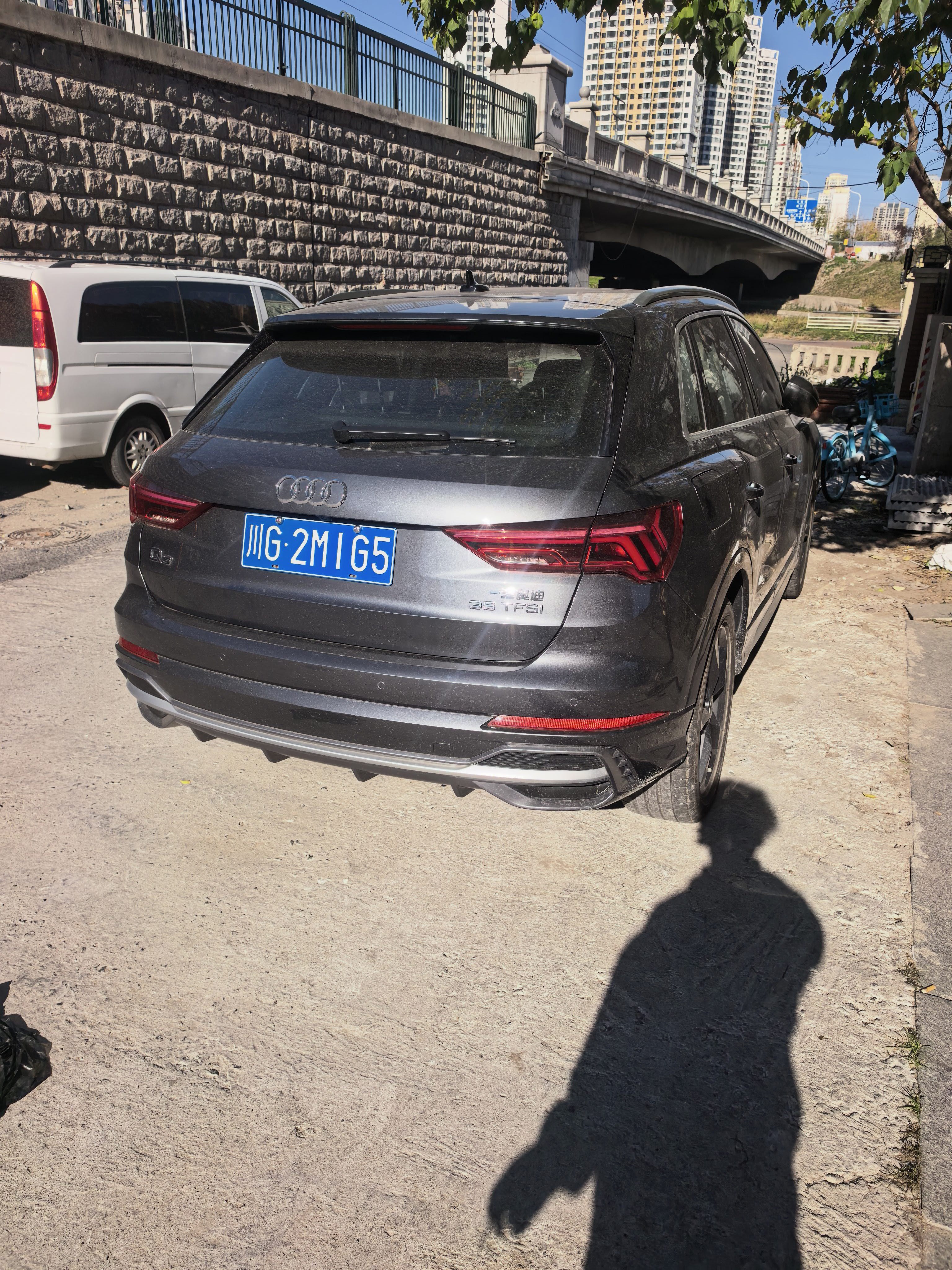 Audi Q3 2021 car image #9