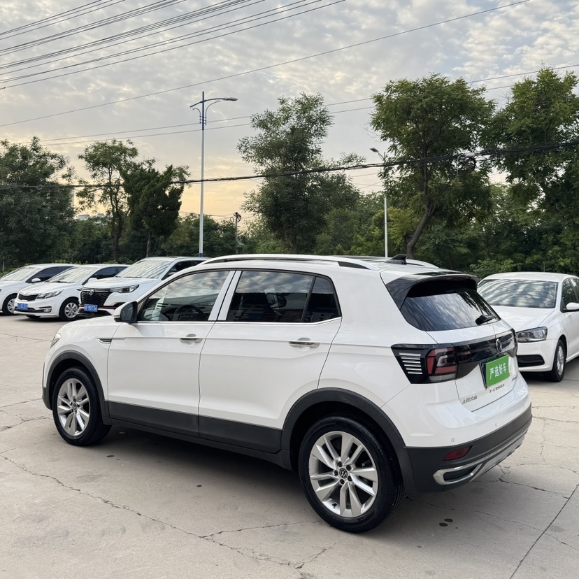 Volkswagen T-Cross 2021 #7 Volkswagen T-Cross 2021 car image #7
