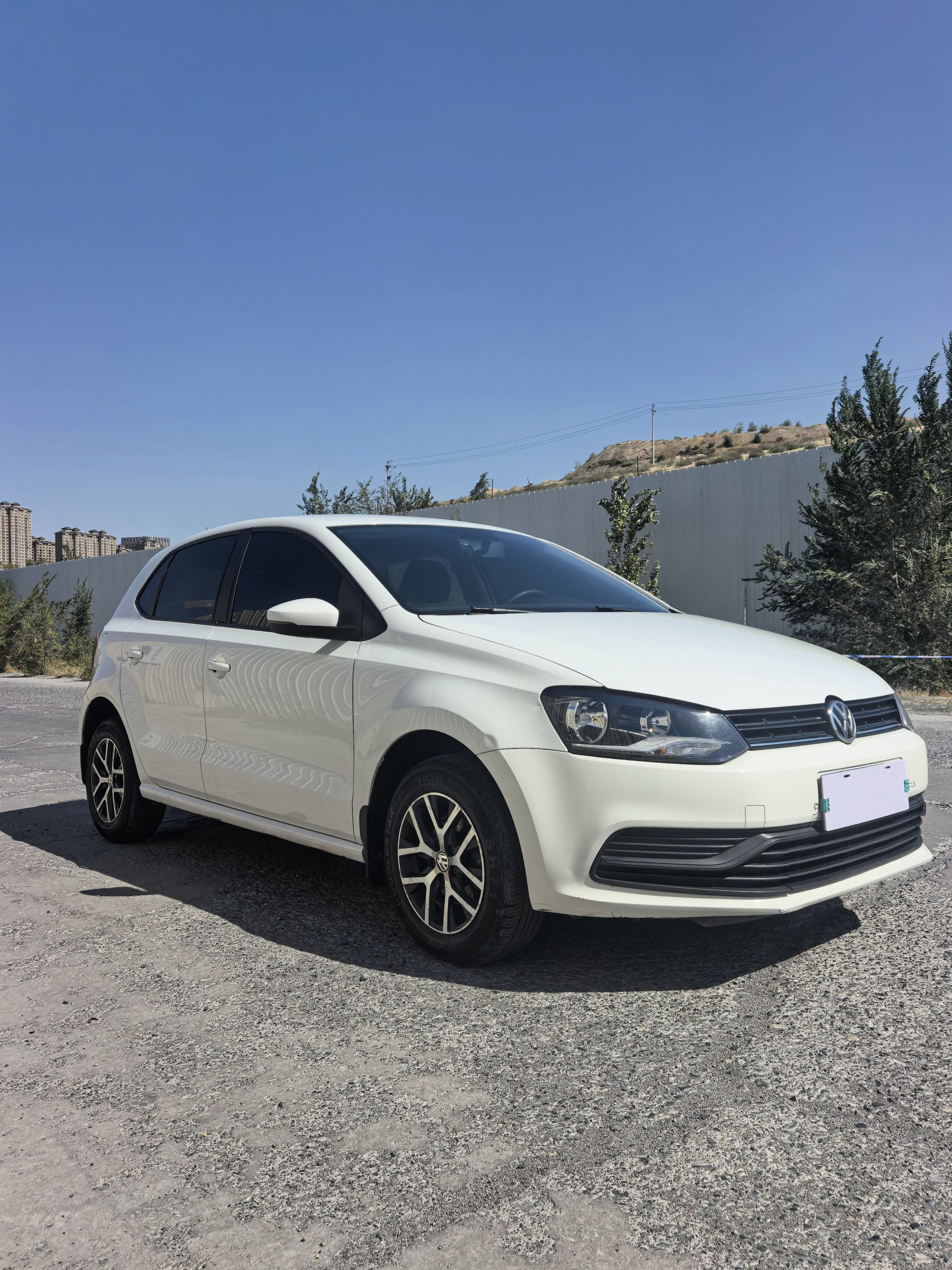 Volkswagen Polo 2018 Volkswagen Polo 2018 car image