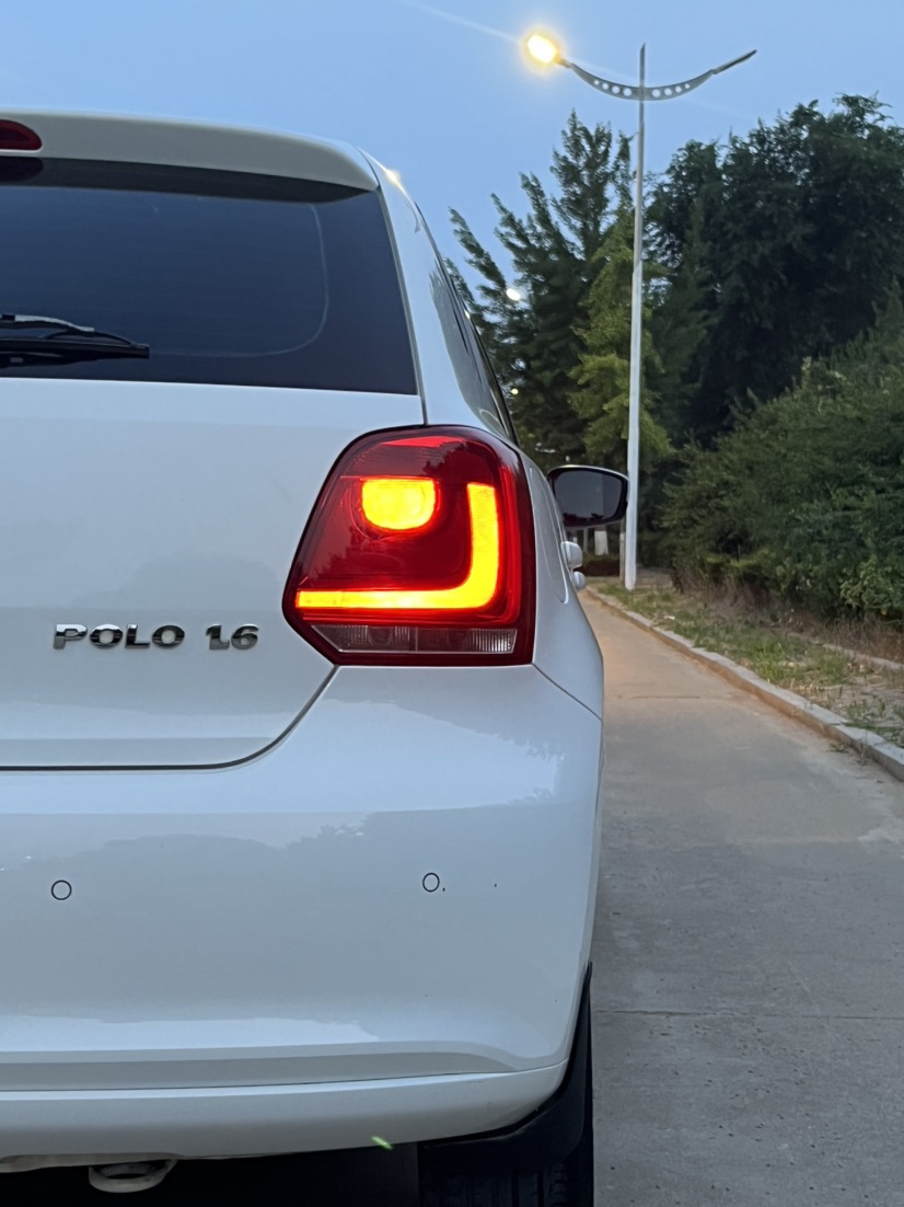 Volkswagen Polo 2014 #6 Volkswagen Polo 2014 car image #6