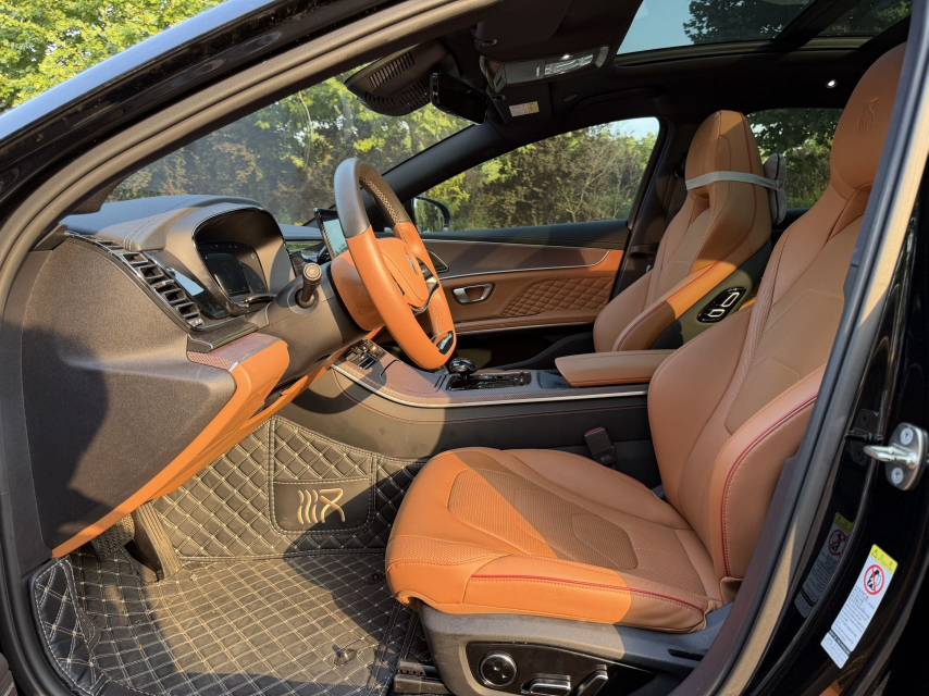 BYD Han 2023 car image #4