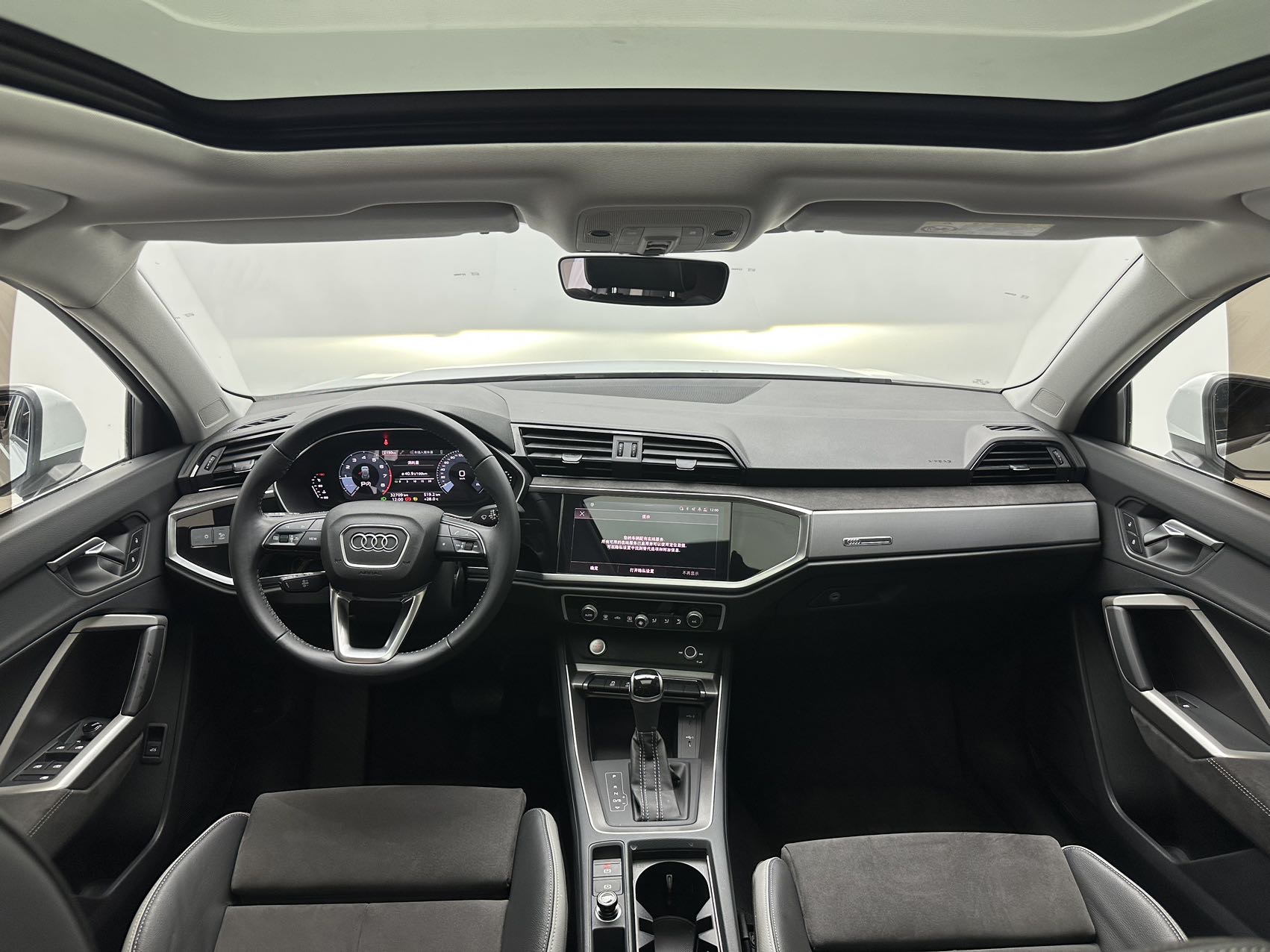 Audi Q3 2022 #5 Audi Q3 2022 car image #5