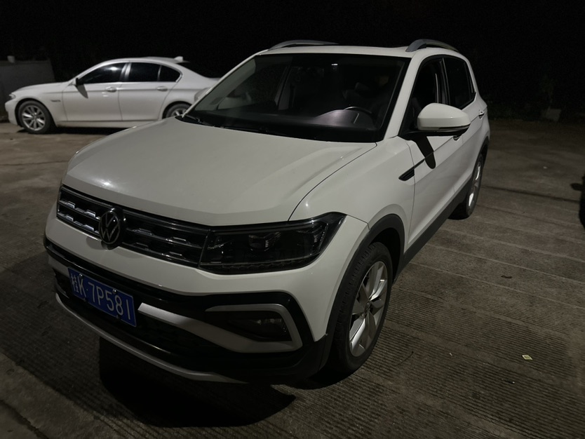 Volkswagen T-Cross 2021 Volkswagen T-Cross 2021 car image