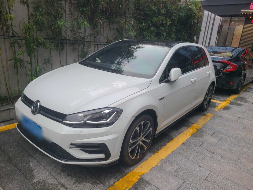 Volkswagen Golf 2020 Volkswagen Golf 2020 car image