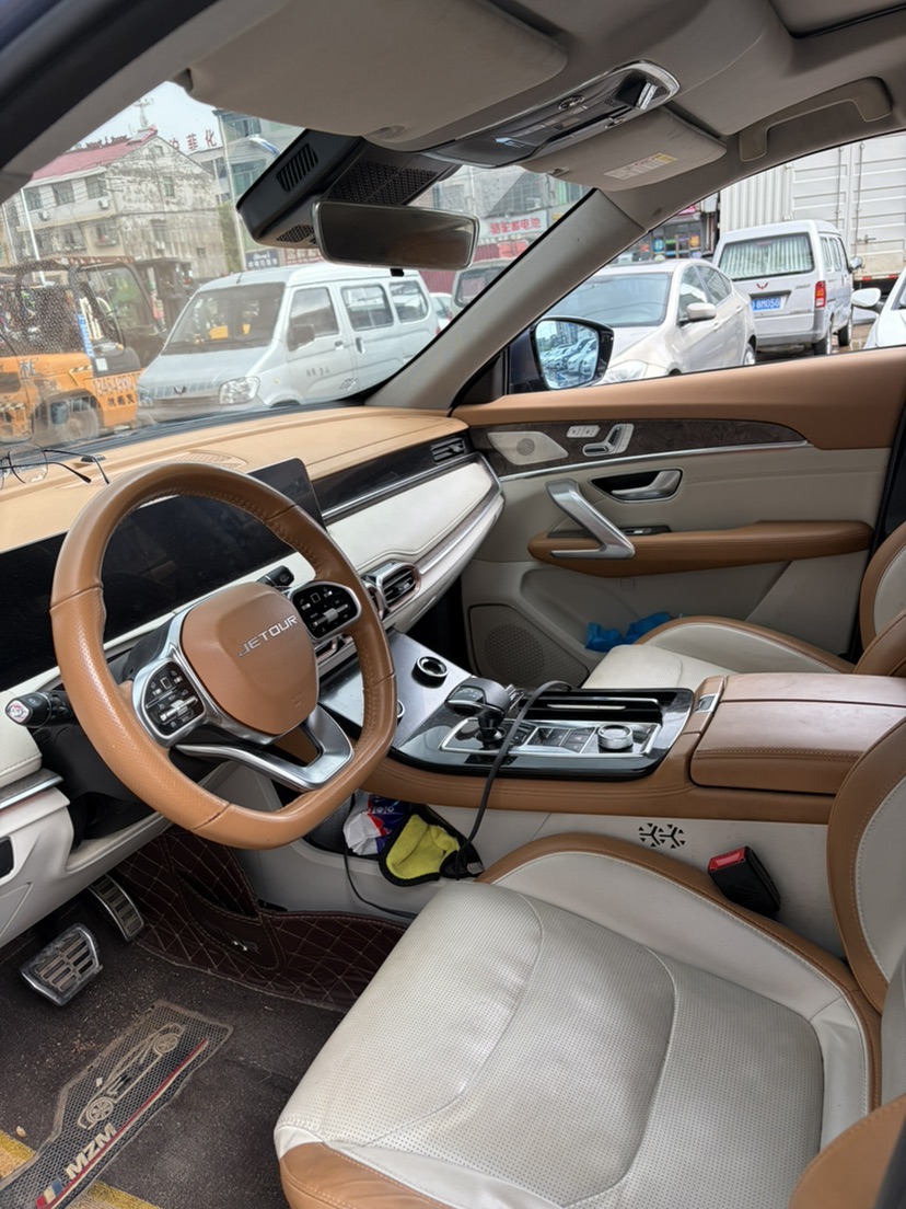 Jetour X70 PLUS 2022 #5 Jetour X70 PLUS 2022 car image #5