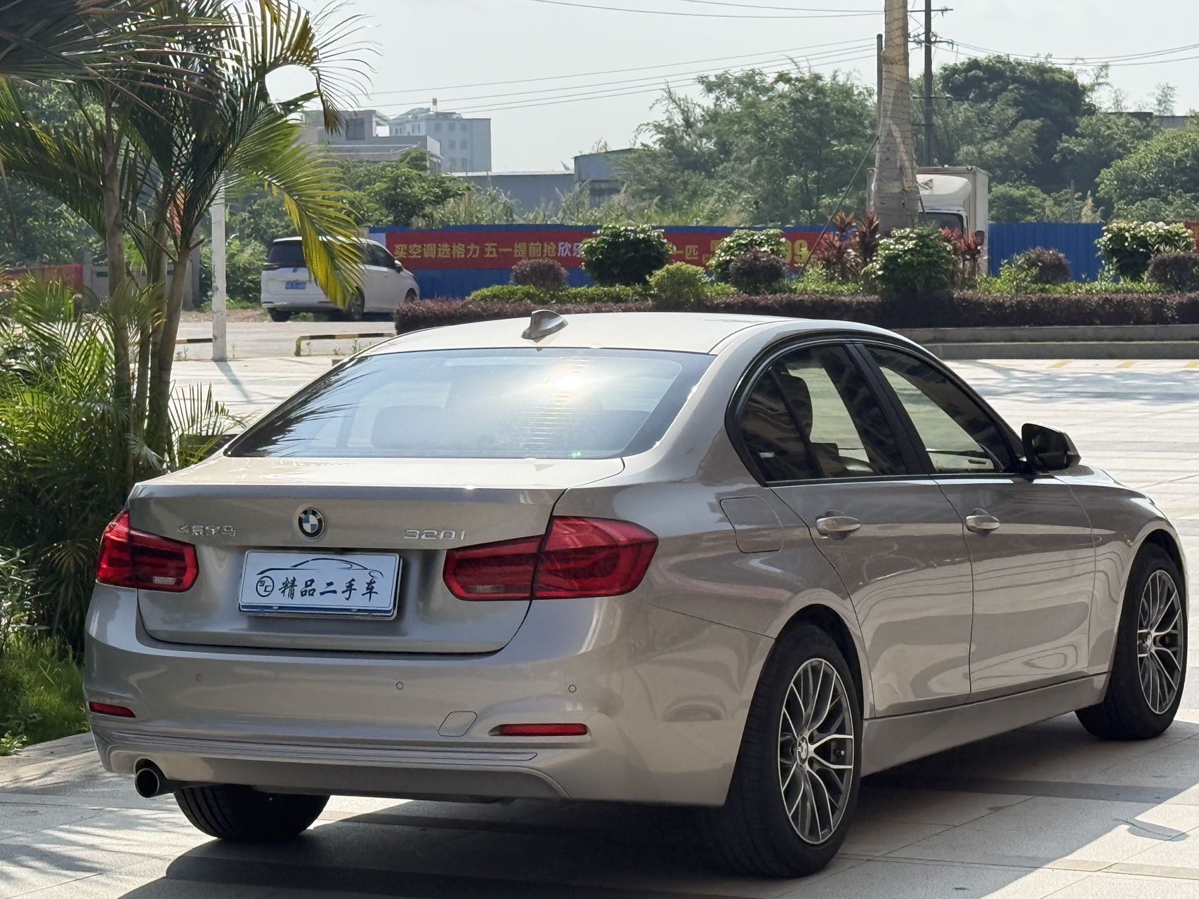 BMW 3 Series 2016 car image #9