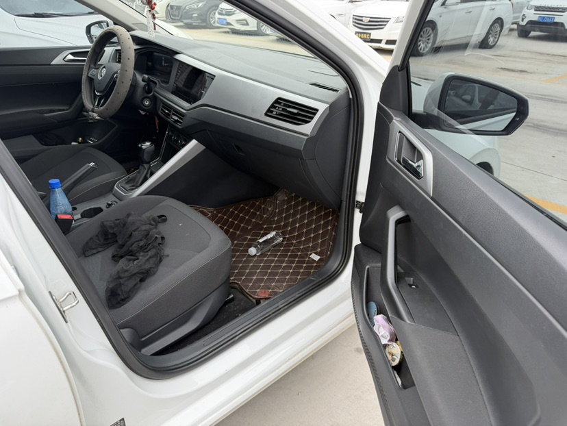 Volkswagen Polo 2023 image de voiture #5
