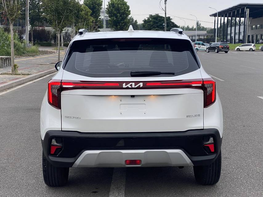 Kia Seltos 2023 #8 Kia Seltos 2023 car image #8