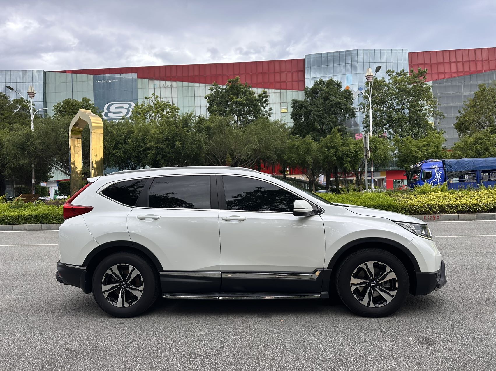 Honda CR-V 2019 car image #16