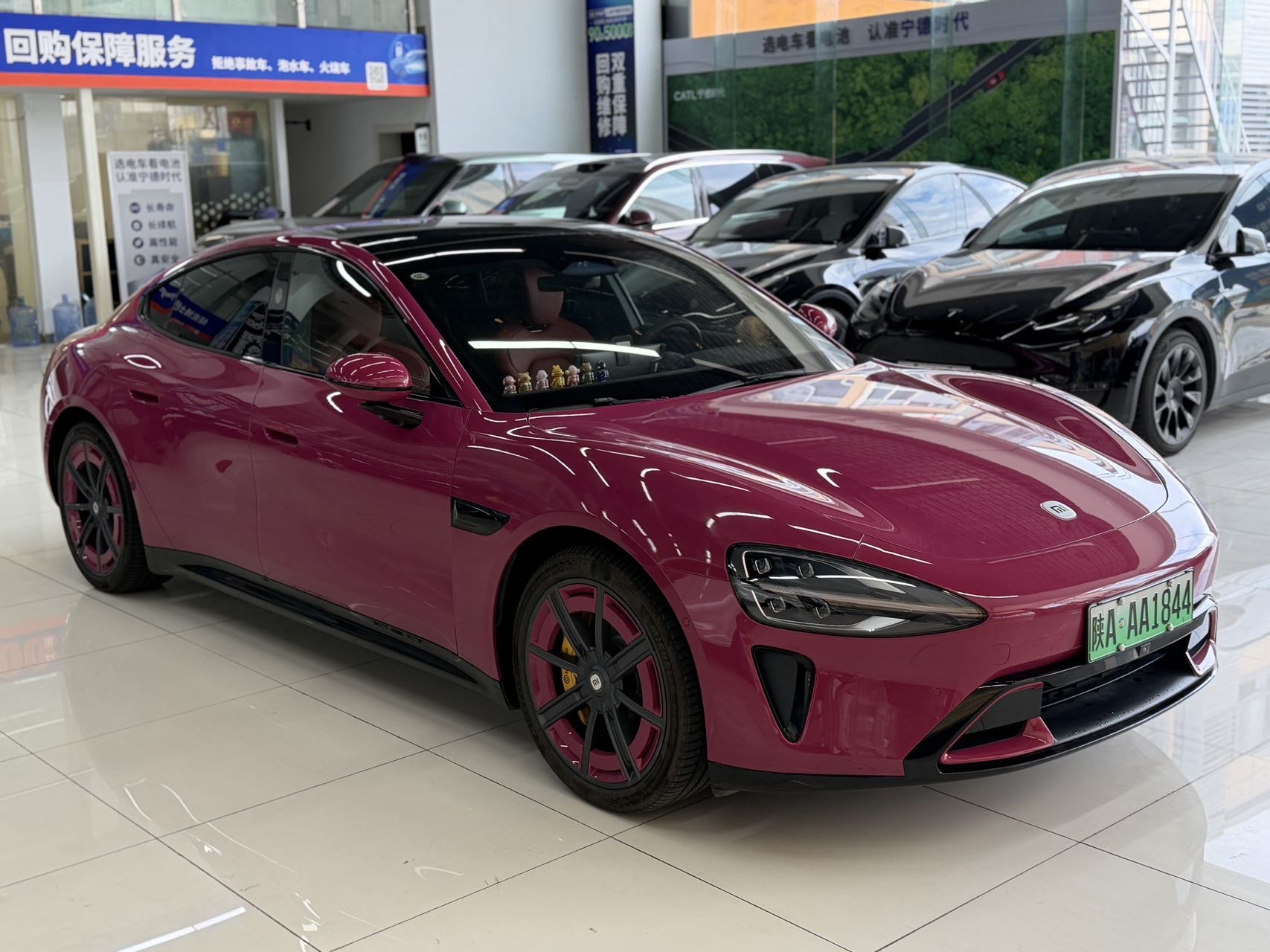 MI SU7 2025 car image #3