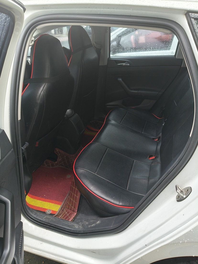 Volkswagen Polo 2019 car image #5