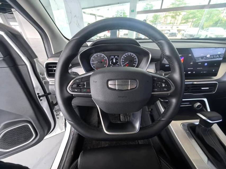GEELY Coolray 2024 #6 GEELY Coolray 2024 car image #6
