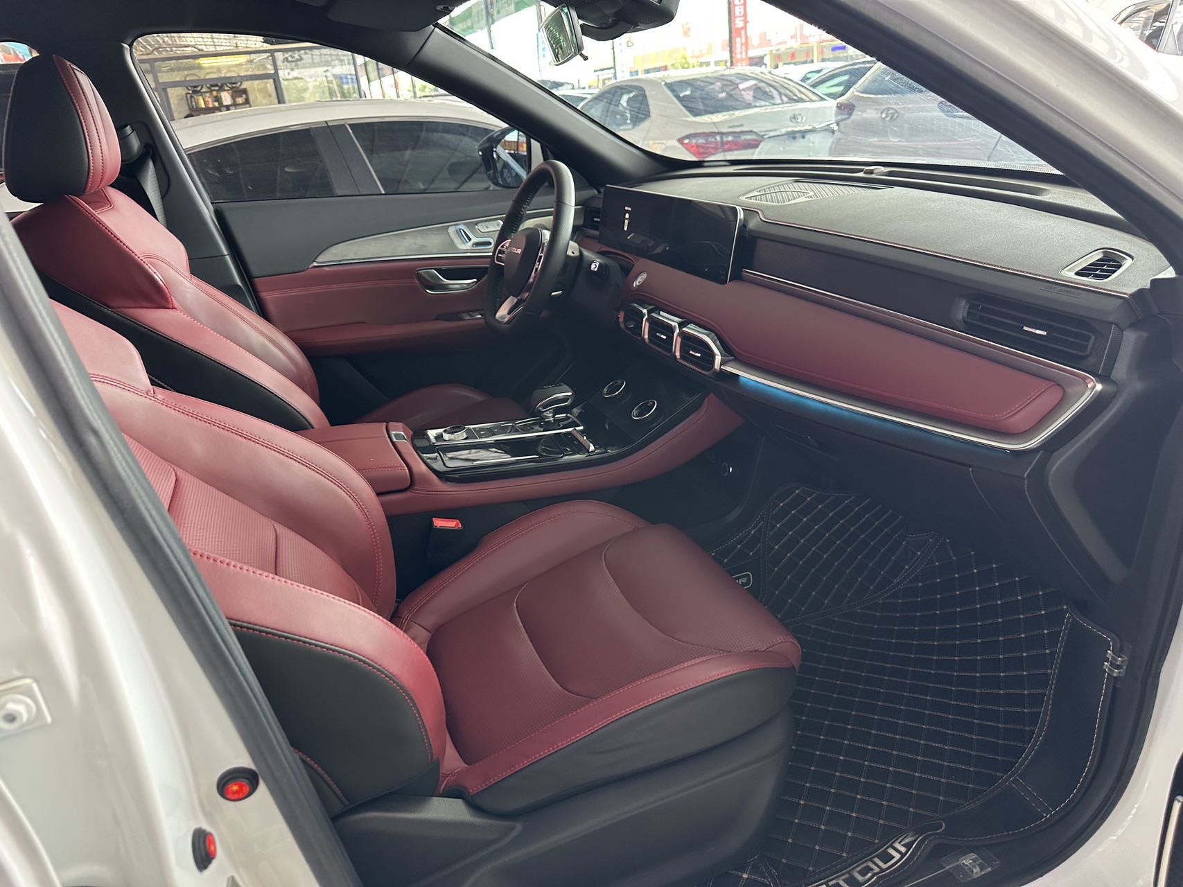 Jetour X70 PLUS 2022 car image #5