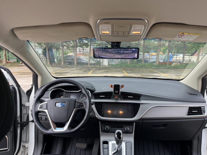 GEELY Emgrand GS 2016 car image #9