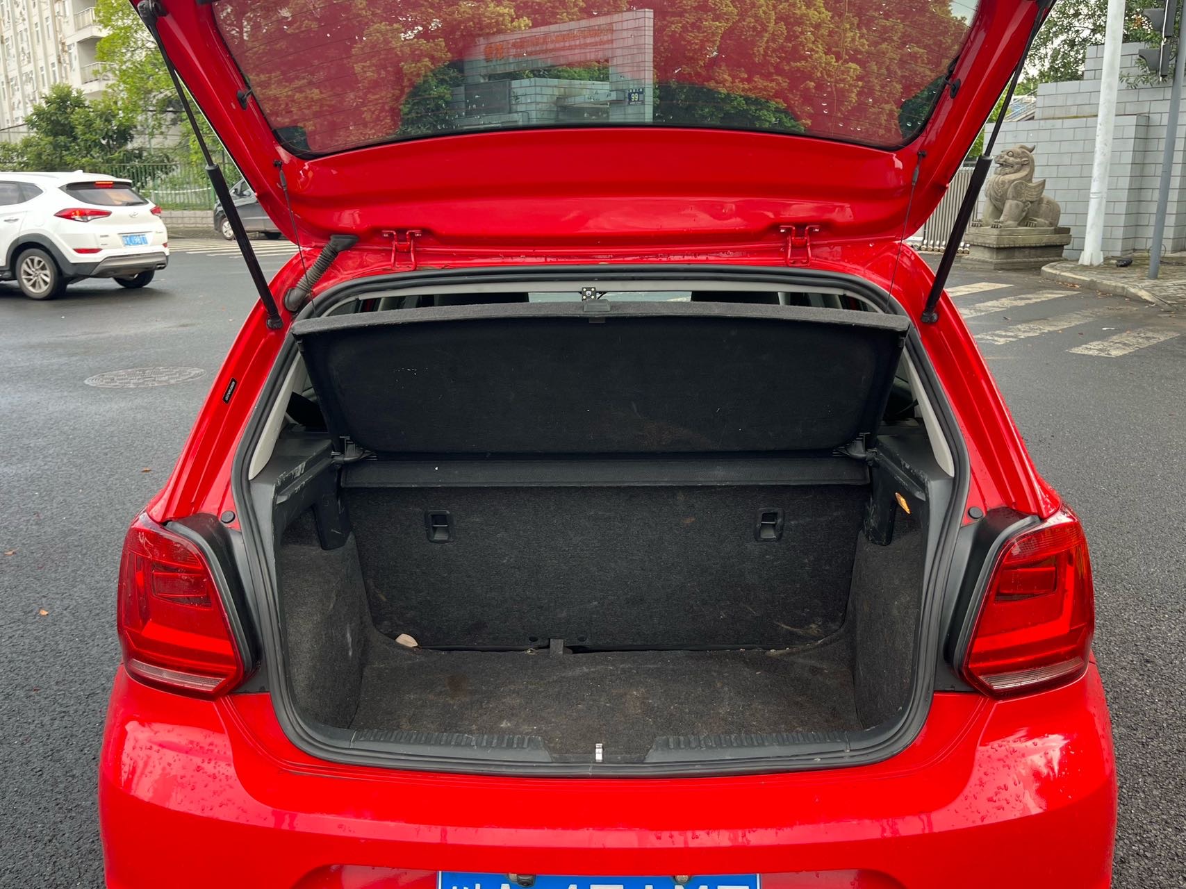 Volkswagen Polo 2018 car image #8