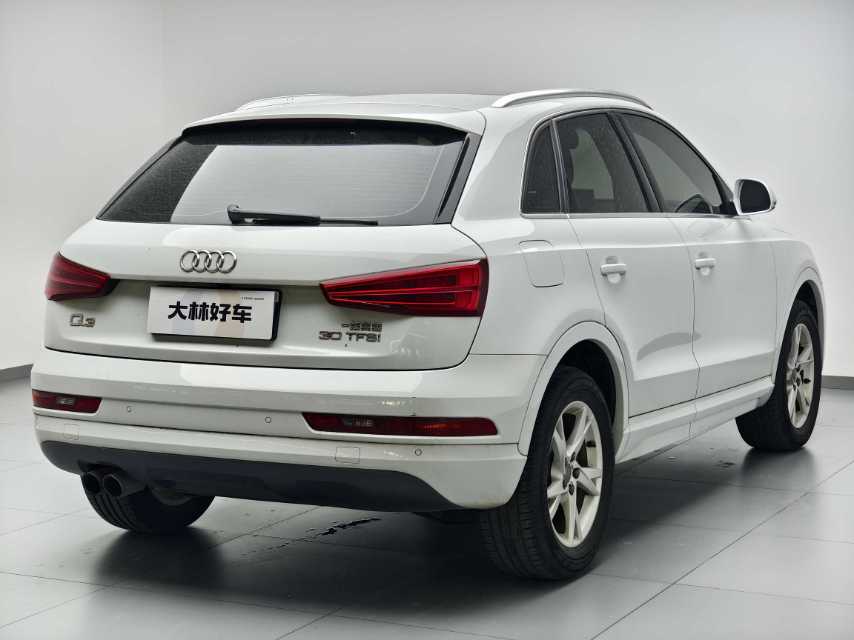 Audi Q3 2018 immagine di auto #2