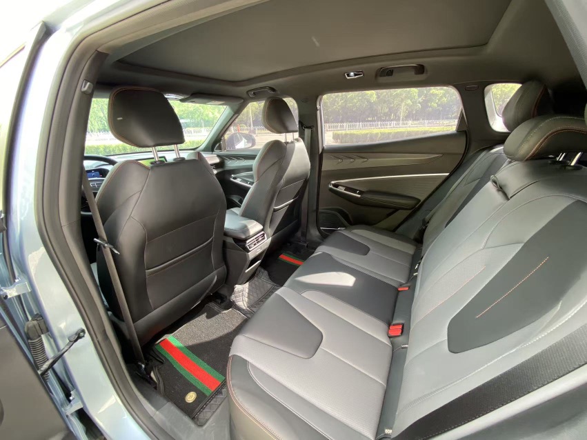 GEELY Boyue 2024 immagine di auto #6